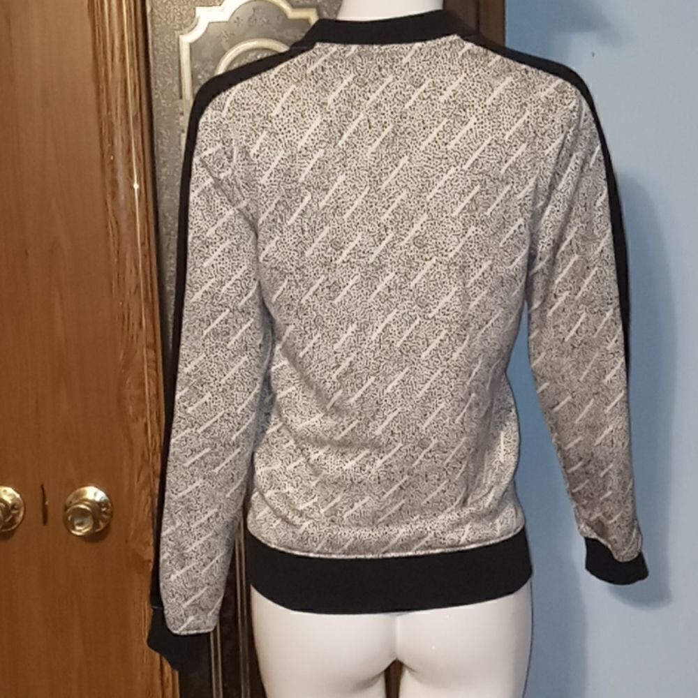 Puma Zip Up   - Picture 3 of 7
